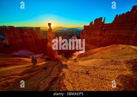 Bryce Canyon Thor's Hammer Hoodoo Sunrise Sunburst vom Sunset Point Trail Stockfoto