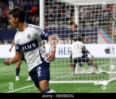 Vancouver, Vancouver, Bc, Kanada. Juni 2025. Vancouver Whitecaps-Verteidiger Math'edas Laborda (2) feiert den 2. Platz der Vancouver Whitecaps während des regulären Saisonspiels von MLS Vancouver Whitecaps FC gegen San Diego FC am BC Place am 25. Juni 2025 in Vancouver, Kanada. (Foto: Tomaz Jr/Pximages) (Credit Image: © Tomaz Jr/PX Imagens via ZUMA Press Wire) NUR REDAKTIONELLE VERWENDUNG! Nicht für kommerzielle ZWECKE! Stockfoto