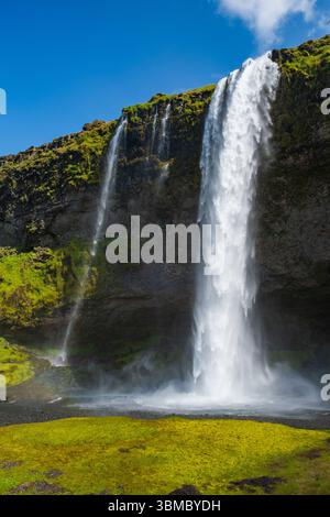 Fantastischer Seljalandsfoss Wasserfall im Südosten Islands Stockfoto