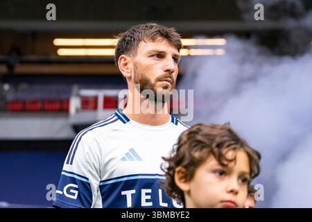 Vancouver, Kanada. Juni 2025. Vancouver, British Columbia, Kanada, 25. Juni 2025: Tristan Blackmon (33 Vancouver Whitecaps FC) kommt auf dem Spielfeld vor dem Major League Soccer Spiel zwischen Vancouver Whitecaps FC und San Diego FC im BC Place Stadium in Vancouver, British Columbia, Kanada (NUR REDAKTIONELLE VERWENDUNG). (Amy Elle/SPP) Credit: SPP Sport Press Photo. /Alamy Live News Stockfoto
