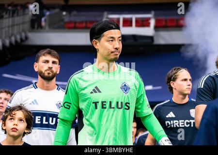 Vancouver, Kanada. Juni 2025. Vancouver, British Columbia, Kanada, 25. Juni 2025: Yohei Takaoka (1 Vancouver Whitecaps FC) kommt auf dem Spielfeld vor dem Major League Soccer Spiel zwischen Vancouver Whitecaps FC und San Diego FC im BC Place Stadium in Vancouver, British Columbia, Kanada (NUR REDAKTIONELLE VERWENDUNG). (Amy Elle/SPP) Credit: SPP Sport Press Photo. /Alamy Live News Stockfoto