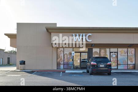 Houston, Texas, USA 06-22-2025: WIC-Center-Lage, Bürogebäude, Außenfassade. Stockfoto