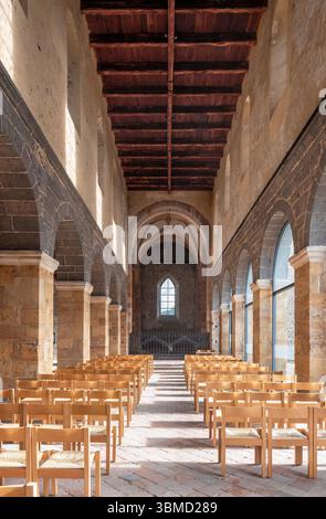 Schiffenberg bei Gießen, Augustiner Chorherren-Stift, Klosterkirche, Blick nach Osten Stockfoto