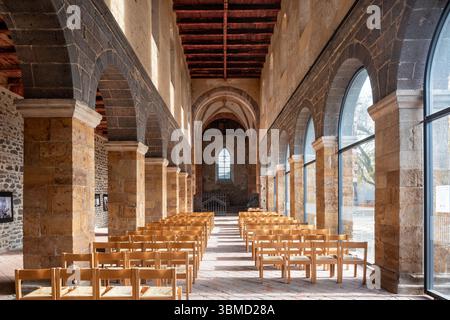 Schiffenberg bei Gießen, Augustiner Chorherren-Stift, Klosterkirche, Blick nach Osten Stockfoto