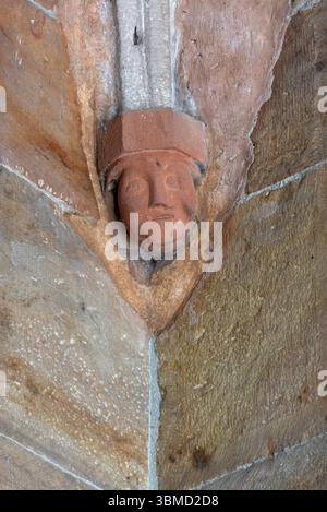 Schiffenberg bei Gießen, Augustiner Chorherren-Stift, Klosterkirche, Konsole im Chor Stockfoto