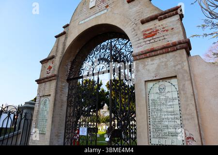San Gabriel, Kalifornien: Eintritt zum San Gabriel Mission Cemetery Stockfoto