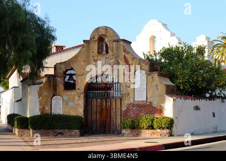 San Gabriel, Kalifornien: Außenansicht des Old Grapevine Arbor, historisches Wahrzeichen Stockfoto
