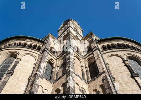 Kirchen im Rhein-Kreis-Neuss, Neuss St. Quirinus, Quirinus-Münster, Dreiconchenchor Stockfoto