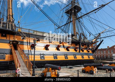 Portsmouth, Vereinigtes Königreich - 10. Mai 2011: HMS Victory Bow Section in Portsmouth Historic Dockyard. Flaggschiff von Admiral Horatio Nelson in Trafalgar. Stockfoto