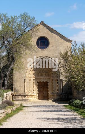 Ganagobie, Prieuré de Ganagobie, Blick von Westen Stockfoto