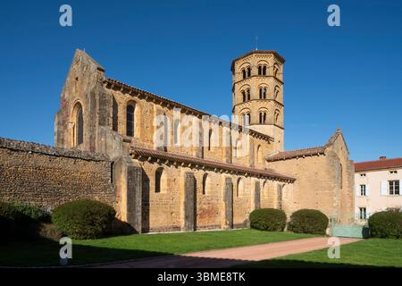 Anzy-le-Duc, ehemalige Prioratskirche Sainte-Trinité Stockfoto