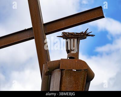 Weg der Hoffnung an der Gedenkstätte Point Alpha zwischen Geisa in Thüringen und Rasdorf in Hessen, der ehemaligen innerdeutschen Grenze. Das Kunstprojekt der Stockfoto