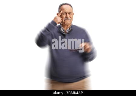 Reifer Mann mit Kopfschmerzen und Schwindel isoliert auf weißem Hintergrund Stockfoto