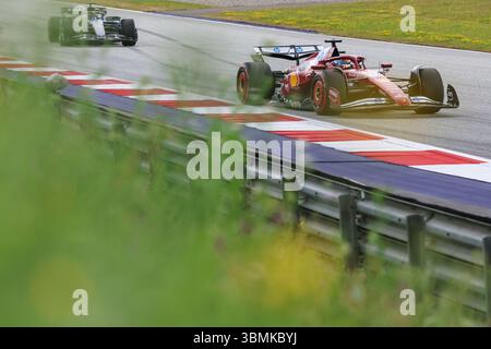 Red Bull Ring, 27. Juni 2025. Formel 1 MSC Cruises großer Preis von Österreich 2025. Im Bild: Dino Beganovic von Scuderia Ferrari HP im Ferrari SF-25 während des ersten Trainings © Piotr Zajac/Alamy Live News Stockfoto