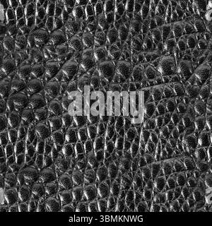 Nahtloses 4K-Fotomaterial mit schwarzer Oberfläche aus weichem Leder mit Reptil- oder Schlangenmuster. Stockfoto