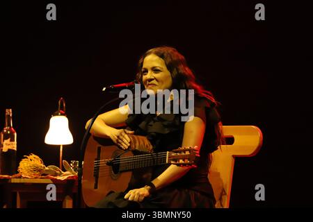 26. Juni 2025, Montreal, Ciudad de Mexico, Kanada: Die mexikanische Sängerin Natalia Lafourcade tritt während des 45. Montreal International Jazz Festivals auf. Am 26. Juni 2025 in Montreal, Kanada. (Credit Image: © Horacio Zamora Rios/eyepix via ZUMA Press Wire) NUR REDAKTIONELLE VERWENDUNG! Nicht für kommerzielle ZWECKE! Stockfoto