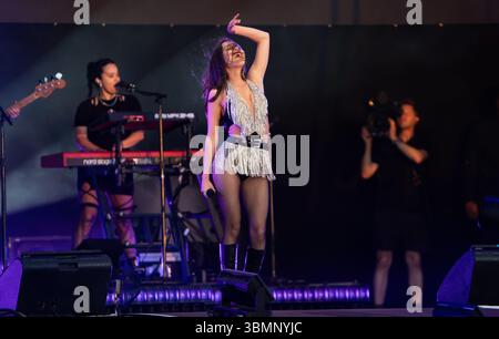 London, Großbritannien. Juni 2025. Olivia Rodrigo tritt live auf der Bühne während des BST Hyde Park im Hyde Park in London auf. Quelle: SOPA Images Limited/Alamy Live News Stockfoto