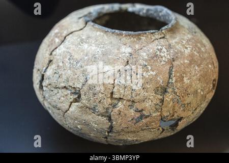 Restauriertes Gefäß, Keramik, Chalkolith, El Tejar, Gibraleon, Huelva Museum, Huelva, Andalusien, Spanien, Europa Stockfoto