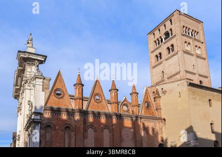 Mantua Dom (Kathedrale San Pietro Apostolo, Duomo di Mantova) in Mantua Lombardei in Norditalien, ist eine römisch-katholische Kathedrale gewidmet Stockfoto
