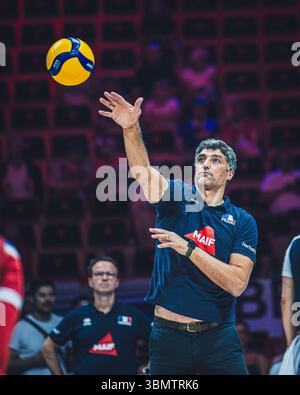 Italien gegen Frankreich während des FIVB Volleyball Nations League 2024 Herrenspiels am 28. Juni in Łódź, Polen. Stockfoto