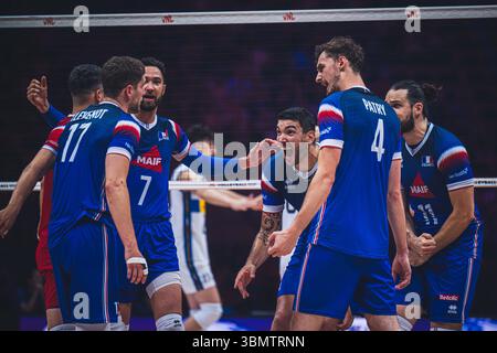 Italien gegen Frankreich während des FIVB Volleyball Nations League 2024 Herrenspiels am 28. Juni in Łódź, Polen. Stockfoto