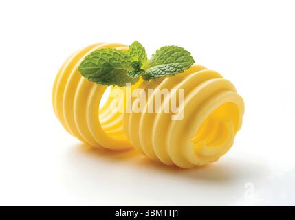 Butterlocken mit frischen Minzblättern isoliert auf weißem Hintergrund Stock Vektor