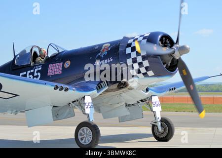 Berühmte Goodyear FG-1D Corsair von 1943; geflogen von Jeff Clyman Stockfoto