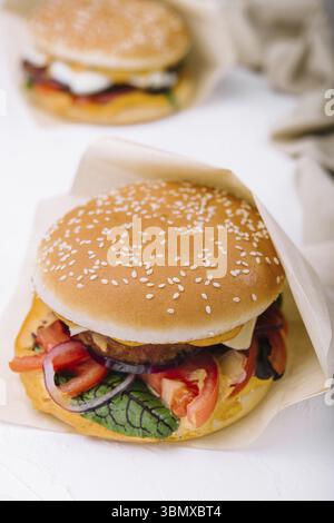 Essen Stillleben, Nahaufnahme von hausgemachten Burgern Nahaufnahme Stockfoto