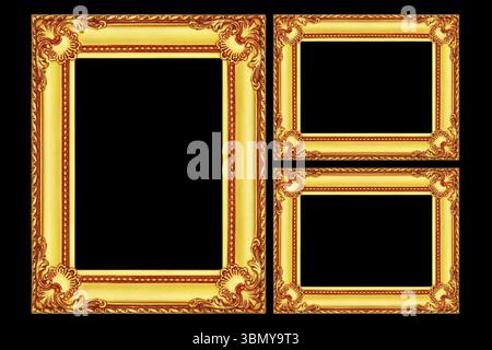 Es handelt sich um drei antike goldene Holzrahmen, die auf Schwarz isoliert sind. Stockfoto