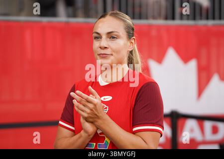 Nicht exklusiv: Emma Regan #25 von Kanada vor dem Internationalen Freundschaftsspiel der Frauen zwischen Kanada und Costa Rica im BMO Field. Am 27. Juni 2025 i Stockfoto