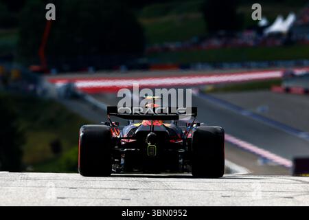 22 TSUNODA Yuki (Jap), Red Bull Racing RB21, Action beim Formel 1 MSC Cruises Austrian Grand Prix 2025, 11. Runde der FIA Formel 1 Weltmeisterschaft 2025 vom 27. Bis 29. Juni 2025 auf dem Red Bull Ring in Spielberg, Österreich - Foto - DPPI Stockfoto