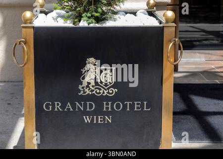 Grand Hotel Wien am Kärntnerring in Wien, Österreich // Grand Hotel Vienna am Kärntnerring in Wien, Österreich. , . Quelle: APA-PictureDesk/Alamy Live News Stockfoto