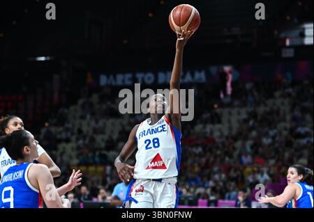 Piräus, Piräus, Griechenland. Juni 2025. 28 MIGNA TOURE of France spielt während des 3. Platz-Spiels der Frauen zwischen Frankreich und Italien im Peace & Friendship Stadium am 29. Juni 2025 in Piräus, Griechenland. (Kreditbild: © Stefanos Kyriazis/ZUMA Press Wire) NUR REDAKTIONELLE VERWENDUNG! Nicht für kommerzielle ZWECKE! Quelle: ZUMA Press, Inc./Alamy Live News Stockfoto
