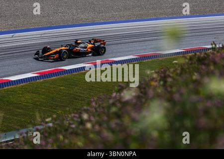 Red Bull Ring, Spielberg, Österreich. 29.Juni 2025; Oscar Piastri aus Australien und McLaren F1 Team während des Formel 1 Grand Prix von Österreich Credit: Jay Hirano/AFLO/Alamy Live News Stockfoto