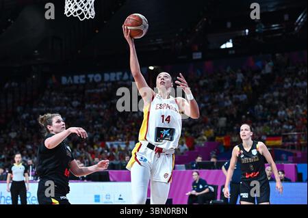 Piräus, Griechenland. Juni 2025. 14 Raquel Carrera von Spanien spielt während des Endspiels der Frauen zwischen Spanien und Belgien im Peace&amp; Friendship Stadium am 29. Juni 2025 in Piräus, Griechenland. Quelle: Unabhängige Fotoagentur/Alamy Live News Stockfoto