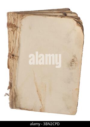 Nahaufnahme des alten abgenutzten Buches oder Manuskripts mit dem Umschlag, der keine freigebundenen Seiten enthält, isolierter weißer Hintergrund, leere, abgenutzte weiße Seite Stockfoto
