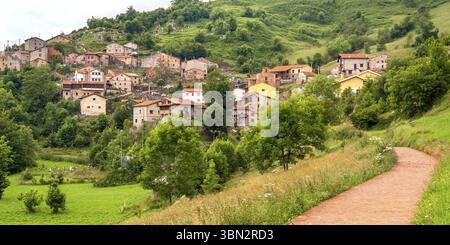 Sotres Village, Biosphärenreservat, Nationalpark Picos de Europa, Asturien, Spanien, Europa Stockfoto