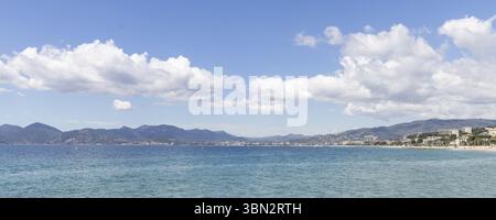 Stadtbild der Stadt Cannes an der französischen Riviera in Südfrankreich, berühmt für ihr internationales Filmfestival Stockfoto