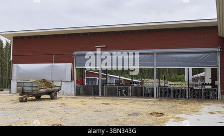 Moderner Farmfarm im Norden Sevonias in Finnland Stockfoto
