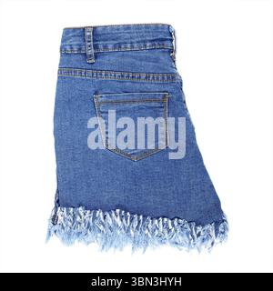 Es ist eine kurze Rock Jeans mit Tasche isoliert auf weiß. Stockfoto