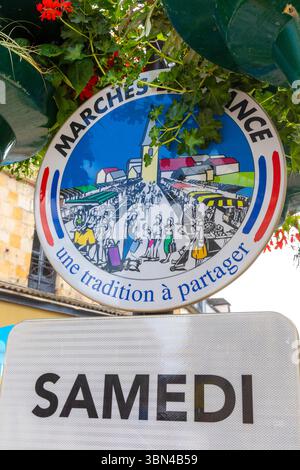 Frankreich, Auvergne-Rhone-Alpes, Allier, Montlucon Plaque marche de France. Eine Tradition, die man teilen kann. Samstag Stockfoto