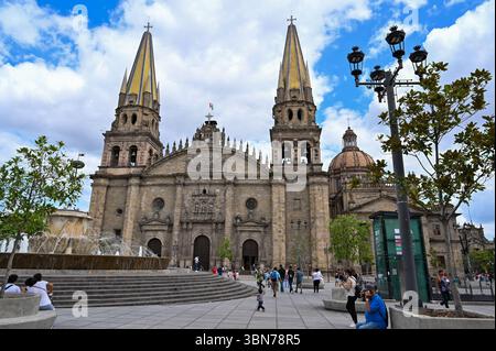 Die Catedral Metropolitana de GUADALAJARA (Metropolitan Cathedral of Guadalajara) ist eine reich verzierte spanische Renaissance-Struktur. Stockfoto