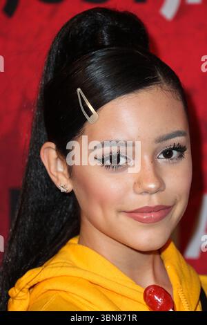 (DATEI) Jenna Ortega sagt: "Ich war eine unglückliche Person" nach "Mittwoch"-Ruhm. HOLLYWOOD, LOS ANGELES, KALIFORNIEN, USA - 27. OKTOBER: Die US-amerikanische Schauspielerin Jenna Ortega kommt am 27. Oktober 2018 bei Jared’s 7. Jährlicher Halloween Party in den Goya Studios in Hollywood, Los Angeles, Kalifornien, USA. (Foto: Xavier Collin/Image Press Agency) Stockfoto