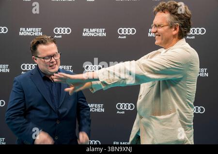 Angelo Kelly und Christoph Gröner bei der Premiere des Dokumentarfilms The Klimperclown auf dem 42. Filmfest München 2025 ins Deutsche Theater. München, 30.06.2025 *** Angelo Kelly und Christoph Gröner bei der Uraufführung des Dokumentarfilms der Klimperclown beim Filmfest München 42 2025 im Deutschen Theater München, 30 06 2025 Foto:Xn.xKolinzx/xFuturexImagex klimperclown 5636 Stockfoto