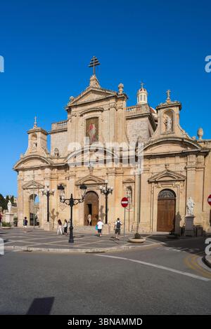 Rabat Malta Kirche, Blick auf die barocke Fassade der St. Paul's Cathedral (Pfarrkirche von Rabat) im historischen Zentrum von Rabat, Malta. Stockfoto