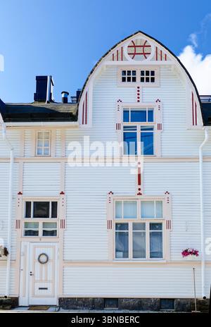 Holzvilla in der historischen Altstadt von Savonlinna Finnland Stockfoto