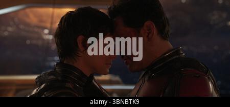 Ameisenmann und der Wasp: Quantumania (2023)Evangeline Lilly als Hope van Dyne/Wasp Paul Rudd als Scott lang/Ant-man *Filmstill - nur redaktionelle Verwendung* siehe S Stockfoto