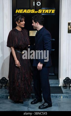 LONDON, ENGLAND - 01. JULI: Priyanka Chopra und Nick Jonas nehmen am 1. Juli 2025 in London, England, am UK Special Screening for 'Heads of State' im BFI Southbank Teil. (Foto von Lounis Tiar) Credit: Lounisphotography/Alamy Live News Stockfoto