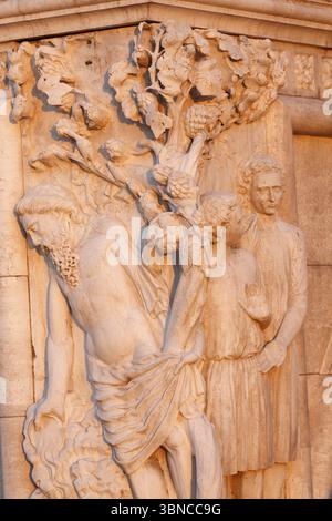 Der betrunkene Noah mit seinen beiden Söhnen Ham und SEM, Dogenpalast, Venedig, Venetien, Italien, Europa Stockfoto