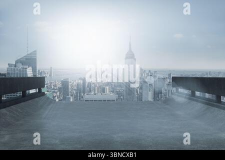 Die Dachterrasse mit flachem Design zeigt die Skyline der Stadt mit Wolkenkratzern, Metallgeländern und Linsen Stockfoto